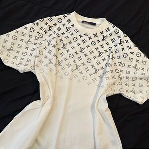 LV tshirt white